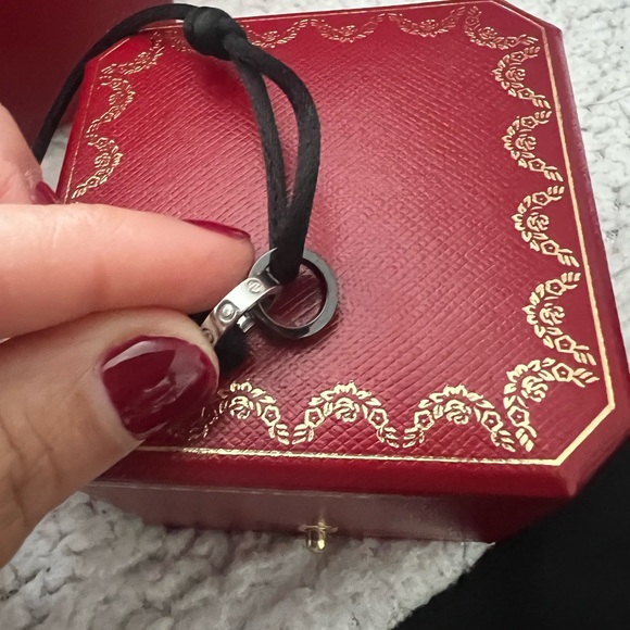 Cartier White Gold & Black Ceramic 4 Diamond
Love Cord Bracelet - Picture 14 of 15